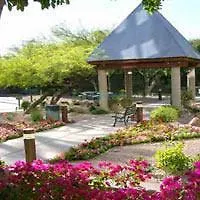 Wyndham Garden Midtown 3*